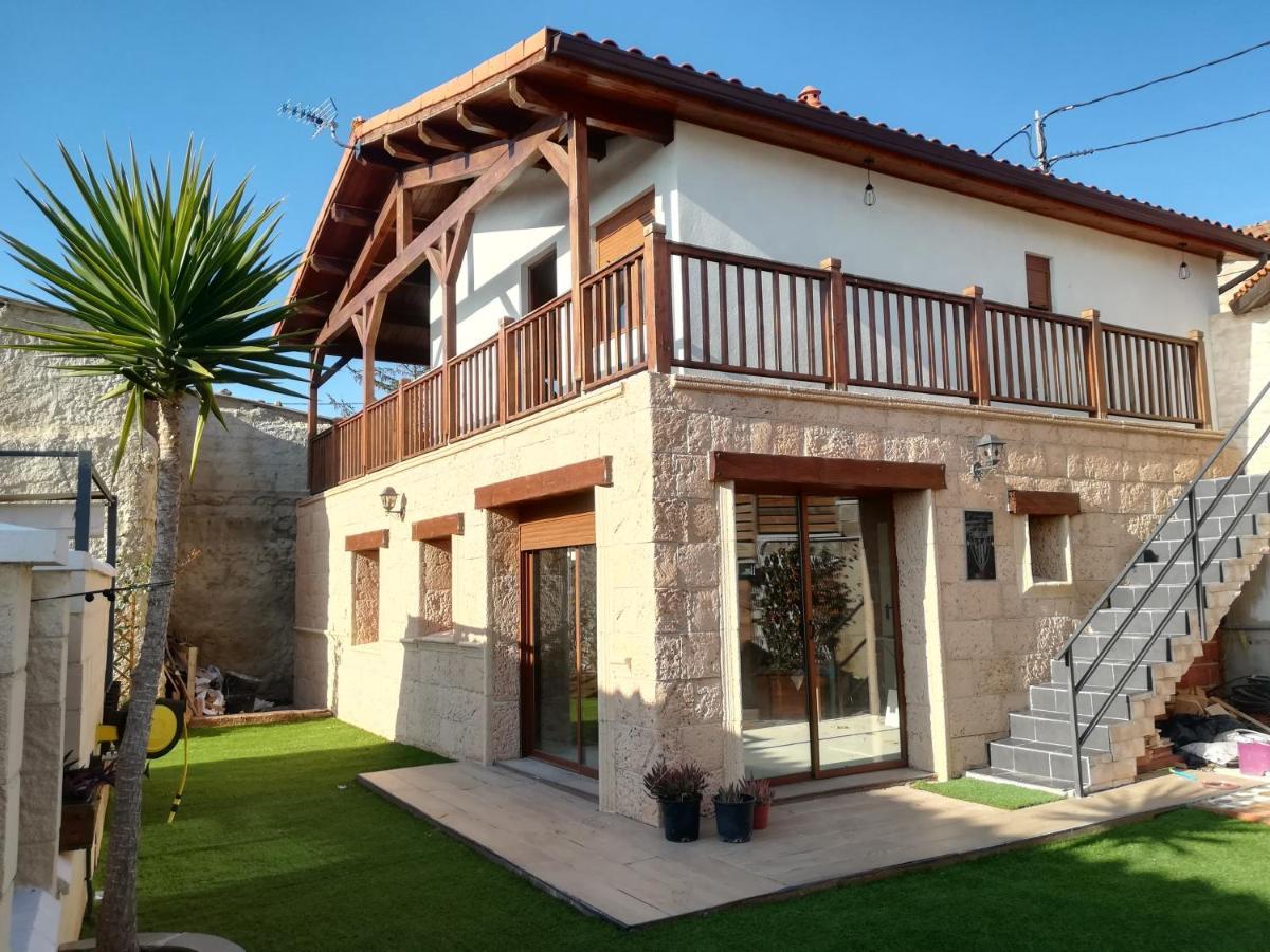 Casa Ecoeficiente Eguzkilore Torrelles 外观 照片